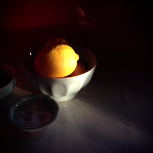 lemon-illuminated-kitchen